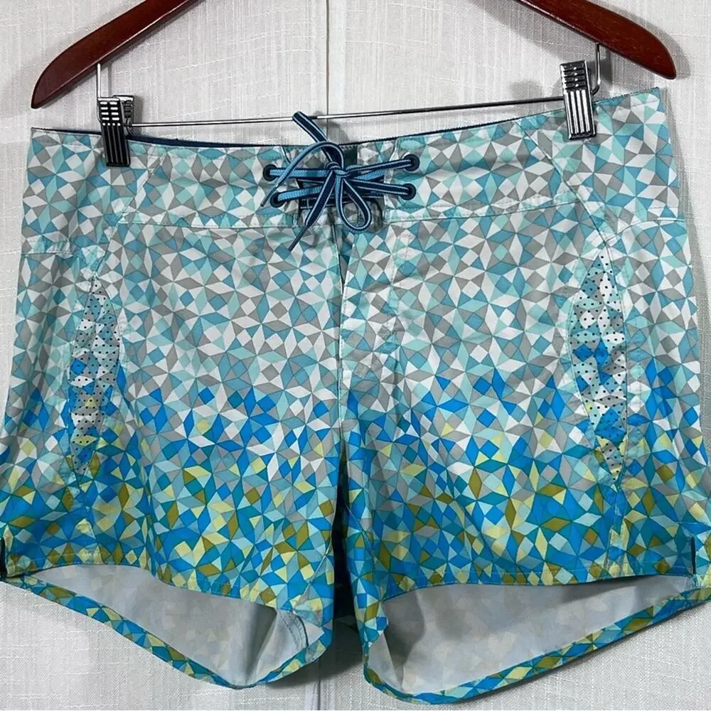 Columbia Omni Shield Omni Shade Drainmaker Abstract‎ Patterned Shorts Sz 10